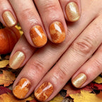 Nail art a pressione con foglie autunnali