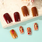Set per unghie artificiali con design autunnale naturale