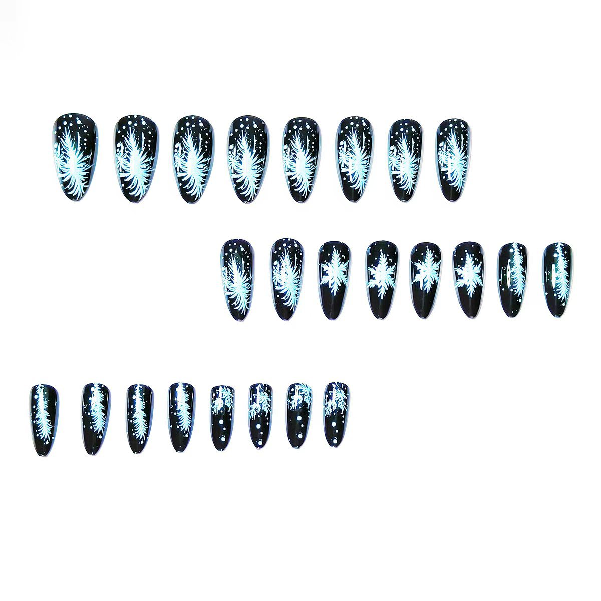 Elegante nail art a tema invernale