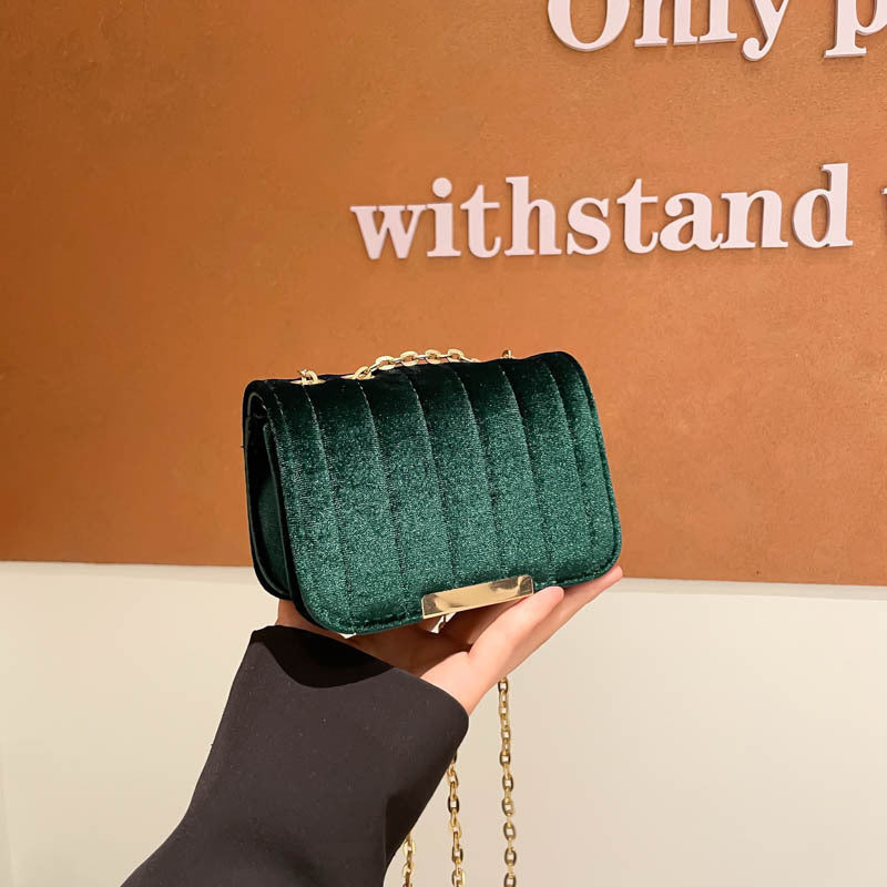 Elegante borsa a tracolla in velluto trapuntato