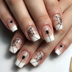 Set per unghie artificiali di Halloween con design a ragnatela