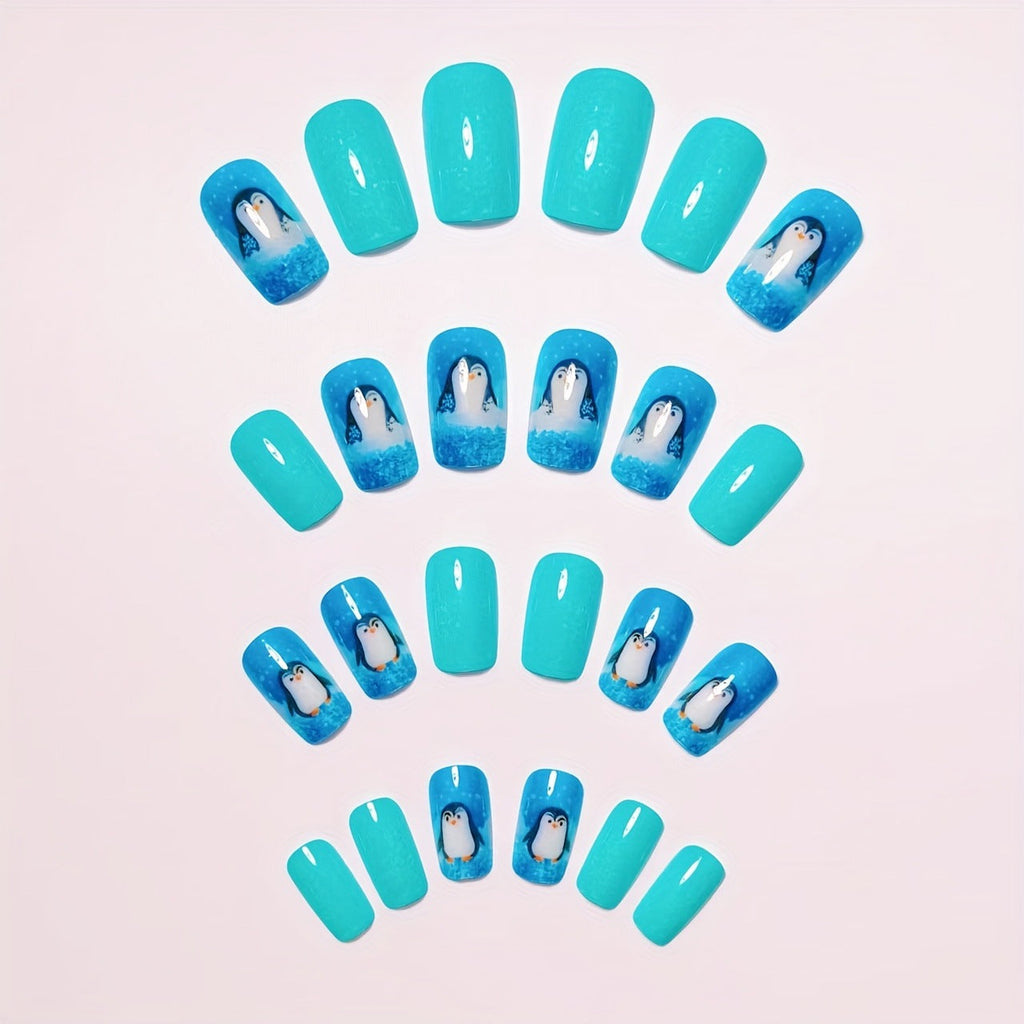 Nail art a tema Pinguino invernale