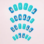 Nail art a tema Pinguino invernale