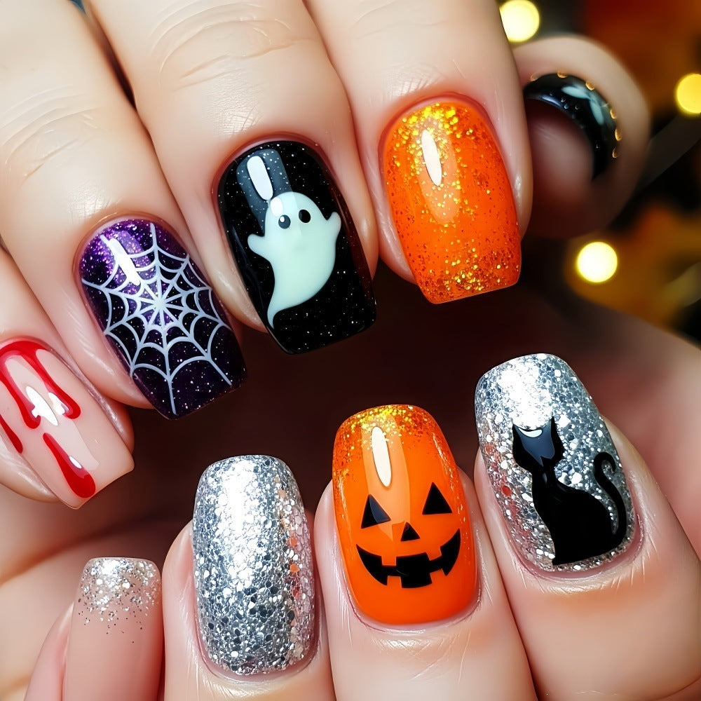 Set per nail art di Halloween con disegni inquietanti