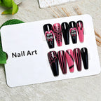Nail art creativa con disegni di Halloween