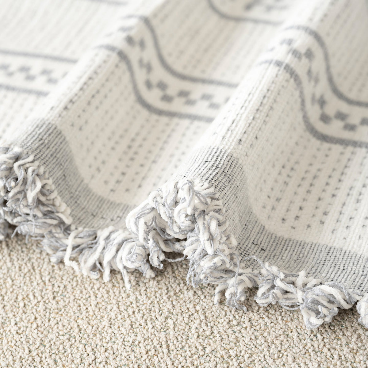 Coperta copridivano strutturata