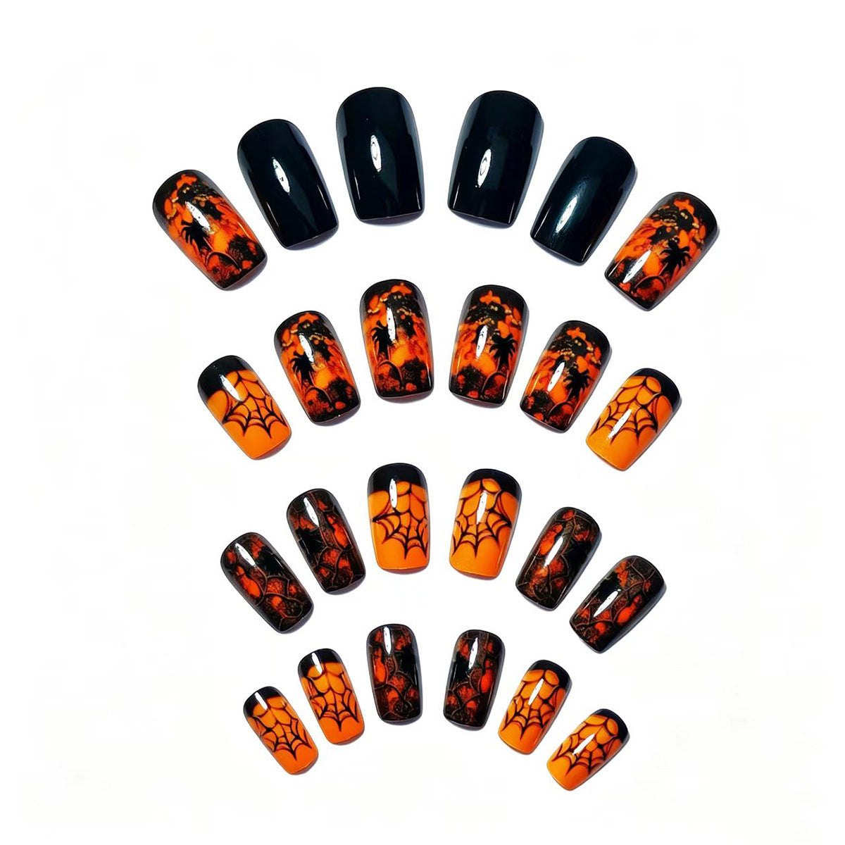 Nail art con ragnatela a tema Halloween