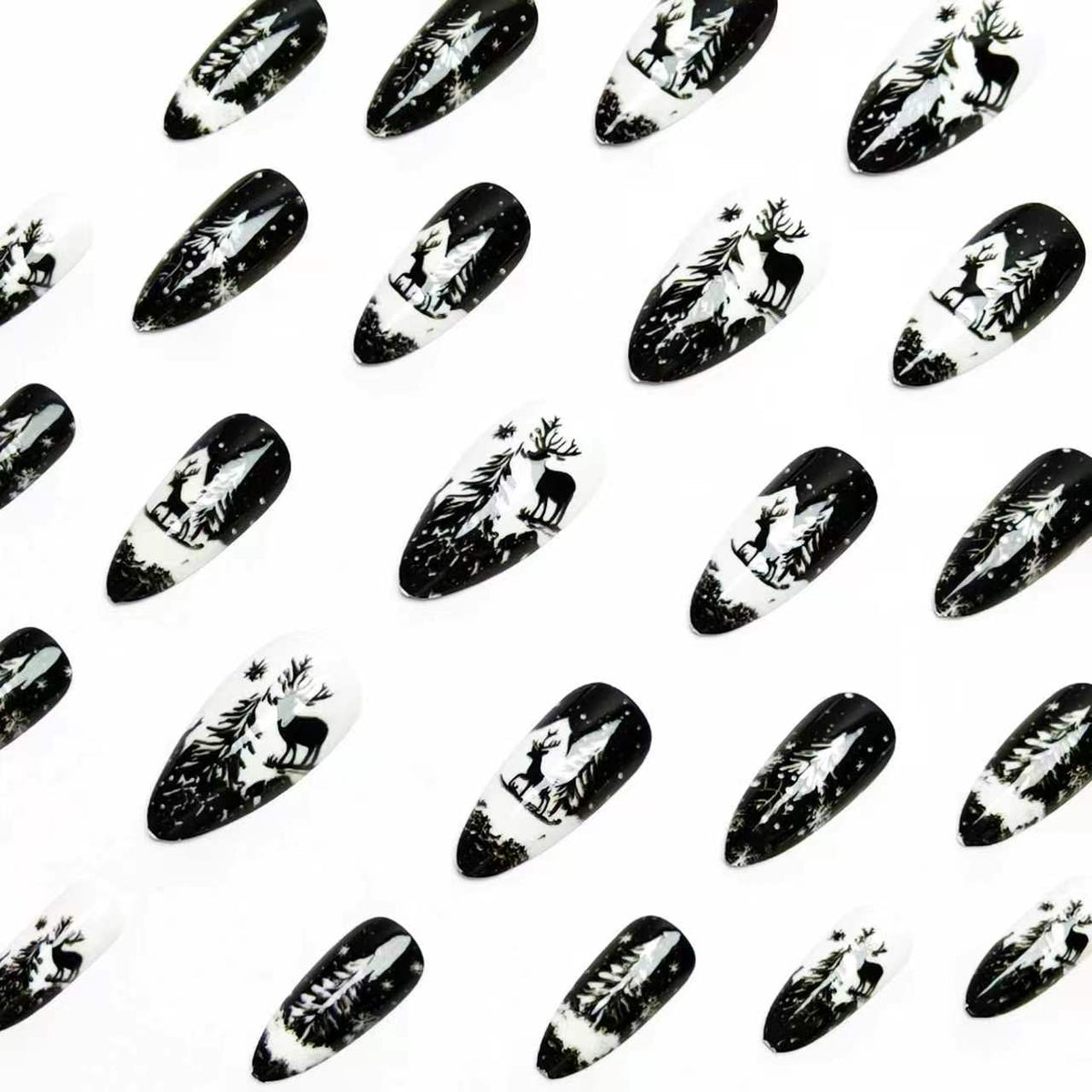 Nail art a tema invernale innevato