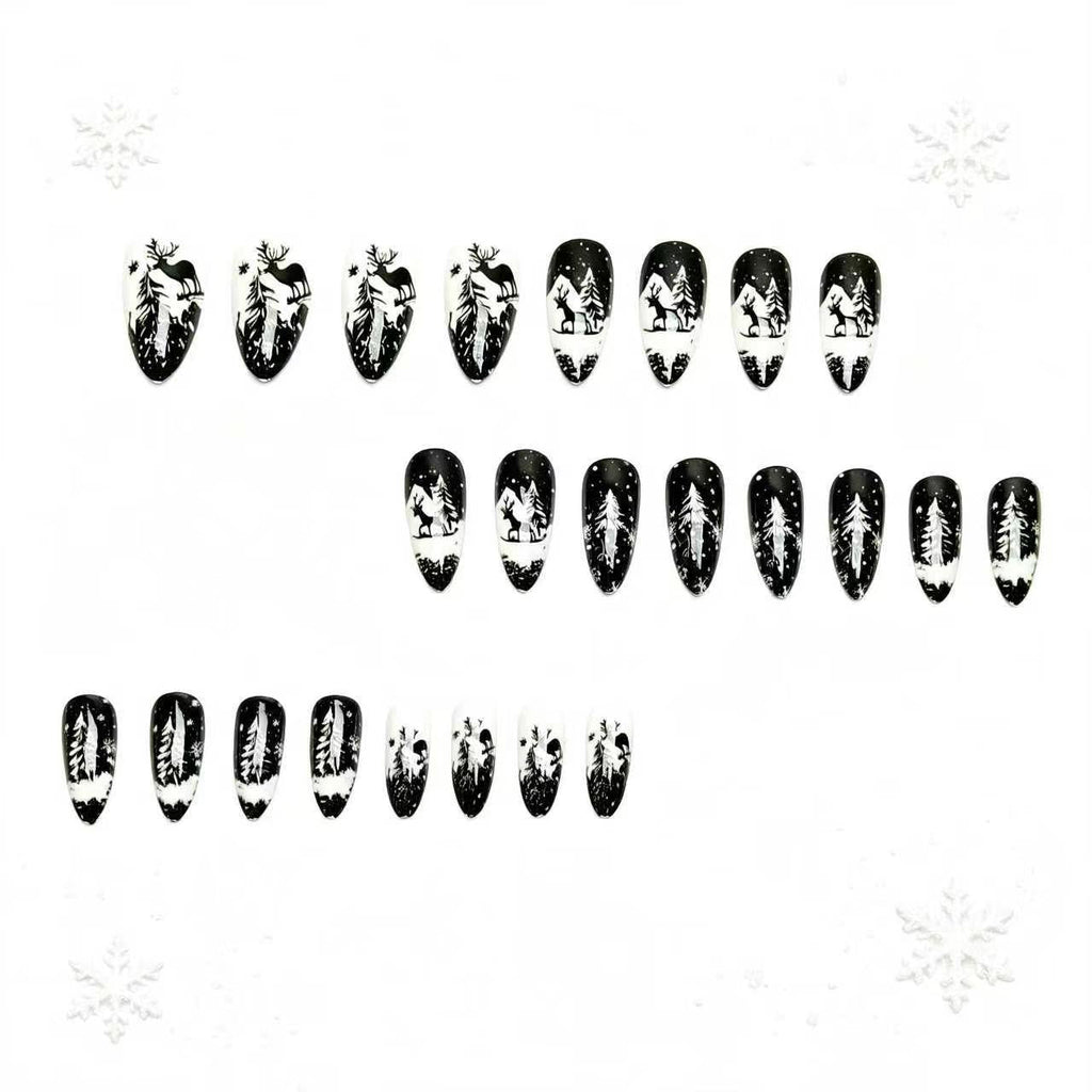 Nail art a tema invernale innevato