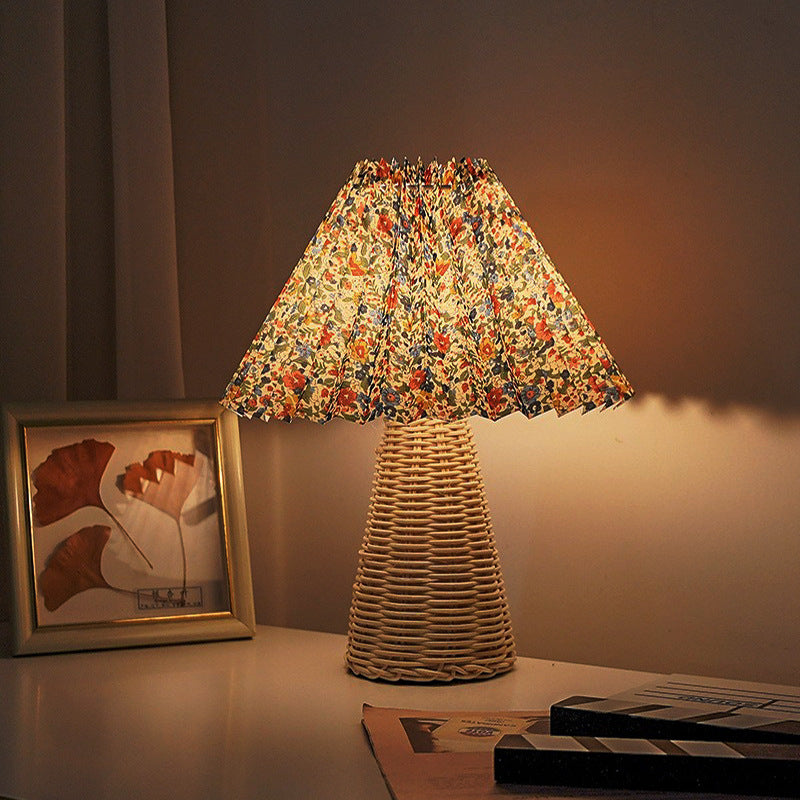 Elegante vaso a colonna per la decorazione domestica