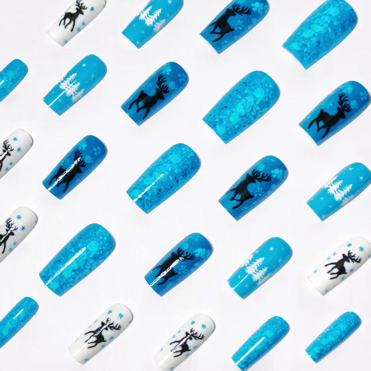 Nail art stagionale a tema invernale