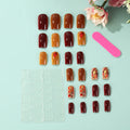 Set per unghie artificiali con design autunnale naturale