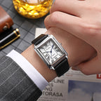 Orologio elegante rettangolare in pelle con quadrante romano vintage