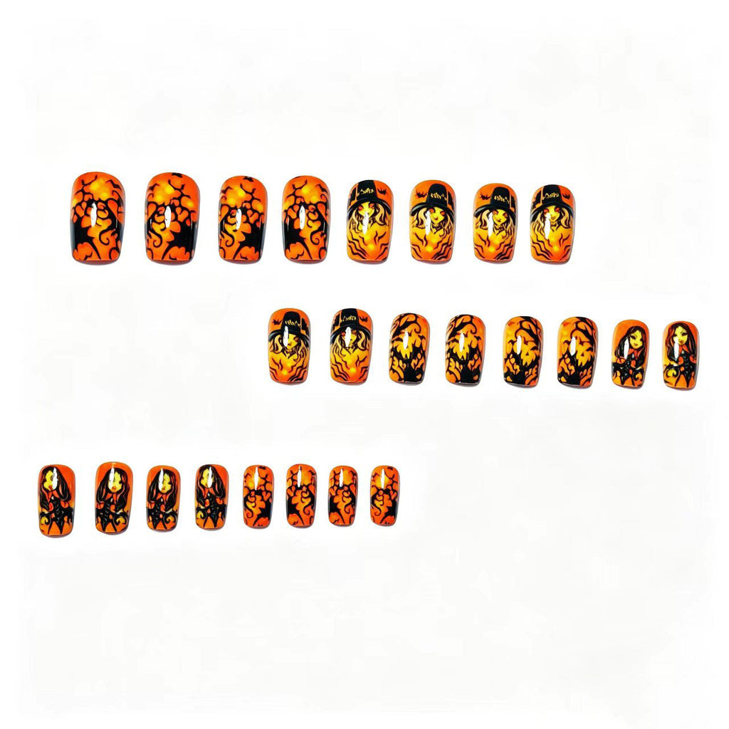 Nail art artistica ispirata ad Halloween