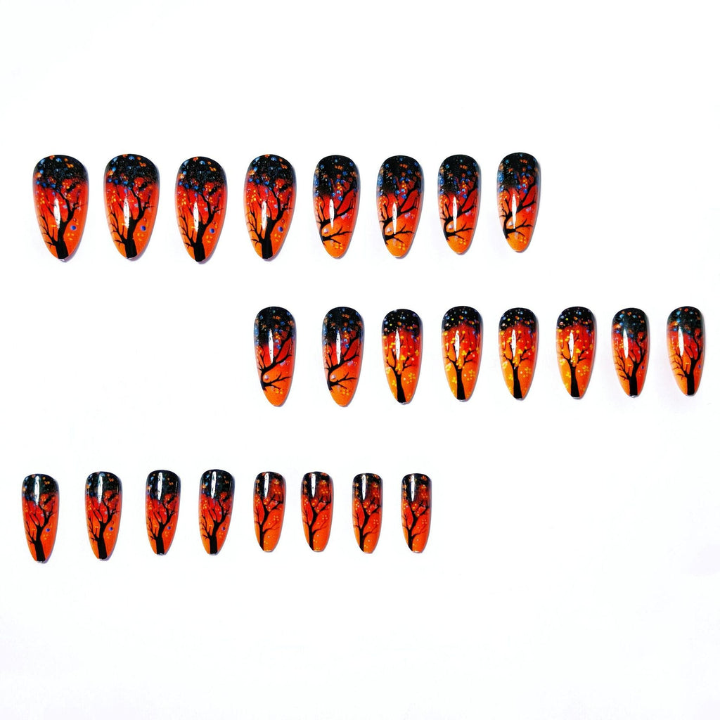 Nail art artistica per boschetto autunnale