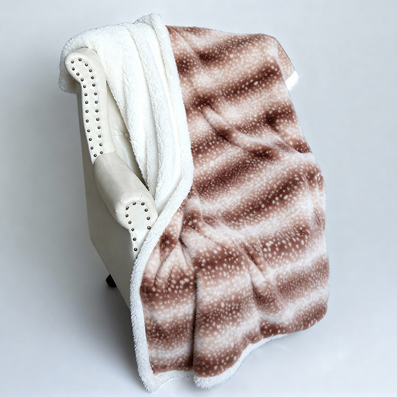 Accogliente coperta per cani da donna in morbido pile e design moderno