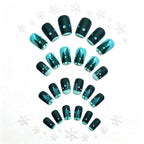 Nail art a tema foresta invernale