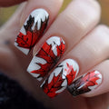 Nail art artistica con foglie autunnali