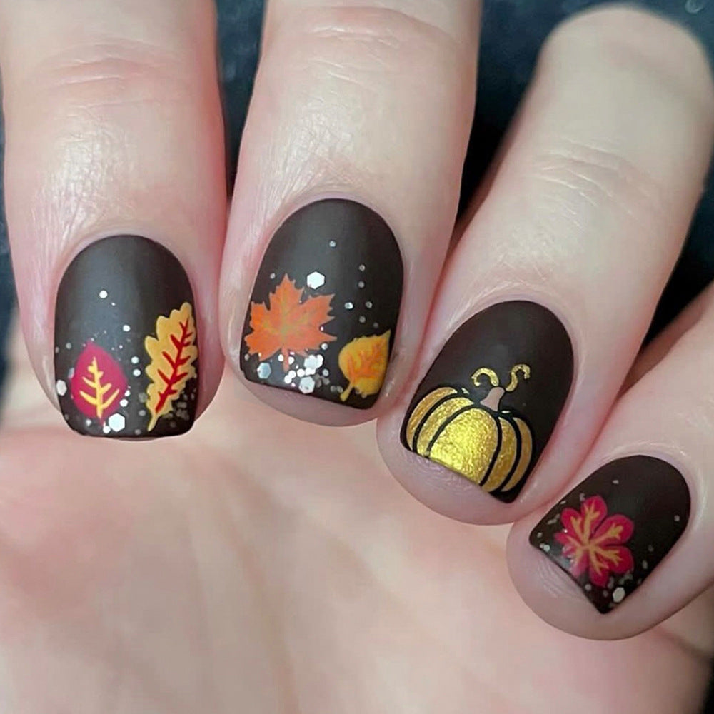 Design festivo per nail art autunnali