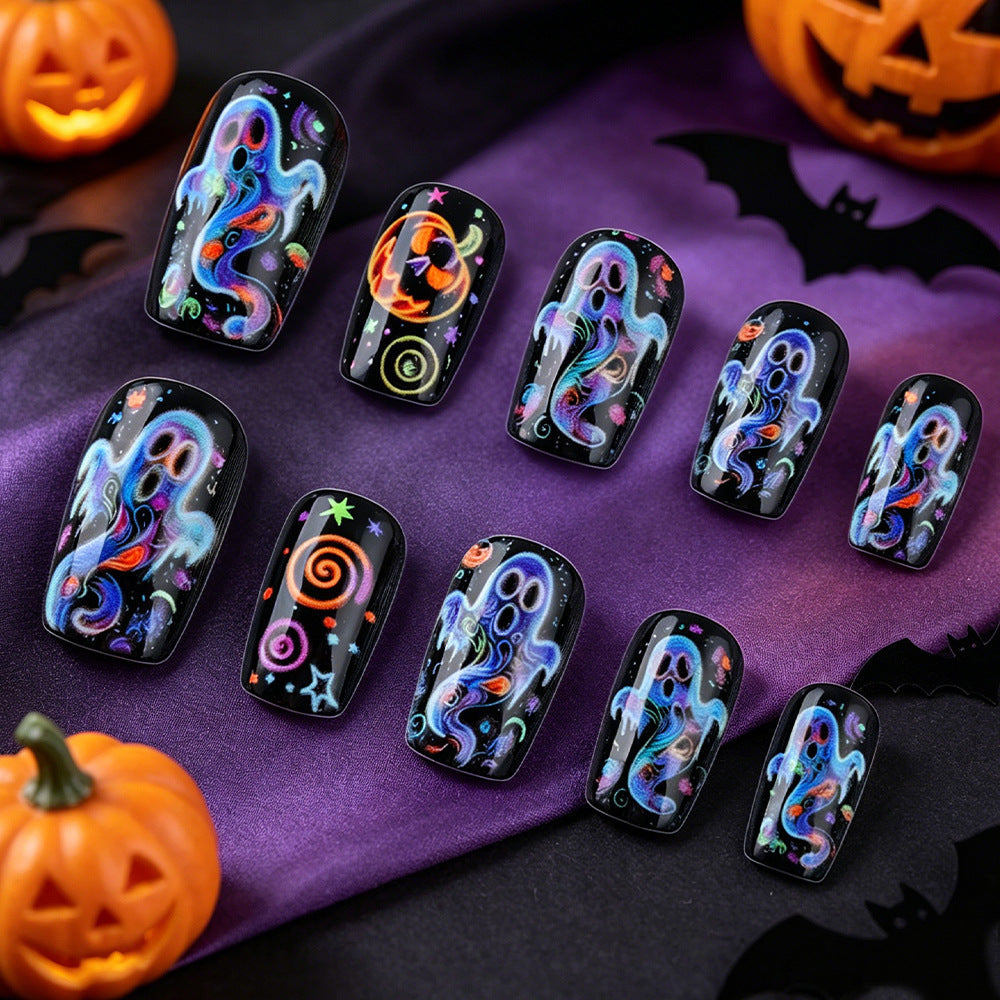 Design artistico per unghie a pressione a tema Halloween