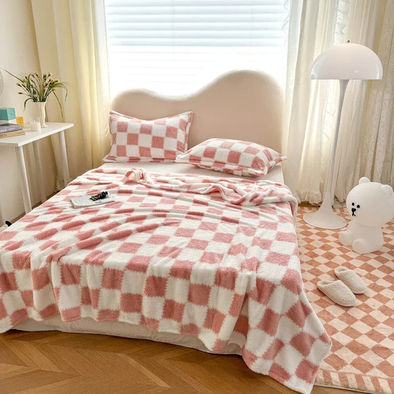 Coperta in pile Pandaluna con motivo a quadri | Morbido e traspirante | Per divano, letto e ufficio | Lavabile in lavatrice | Rosa/Bianco