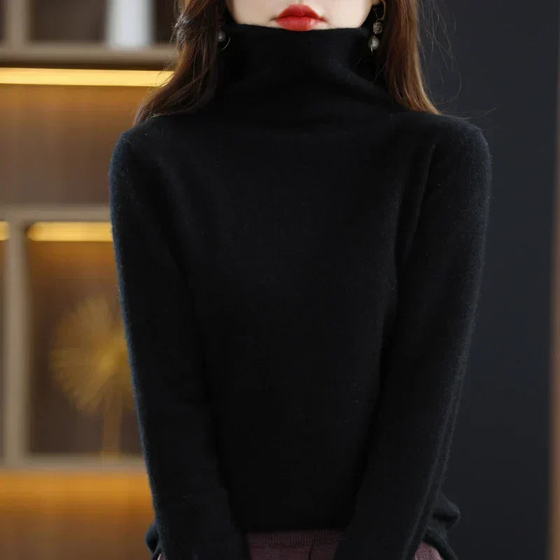 Maglia Dolcevita Da Donna Lyra Realizzata In Lana Merino E Qualità Extrafine Proveniente Dall'Australia