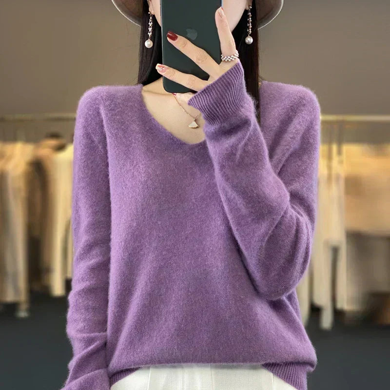 Maglione da donna con scollo a V in lana merino Aurelle, essenziale per tutti i giorni