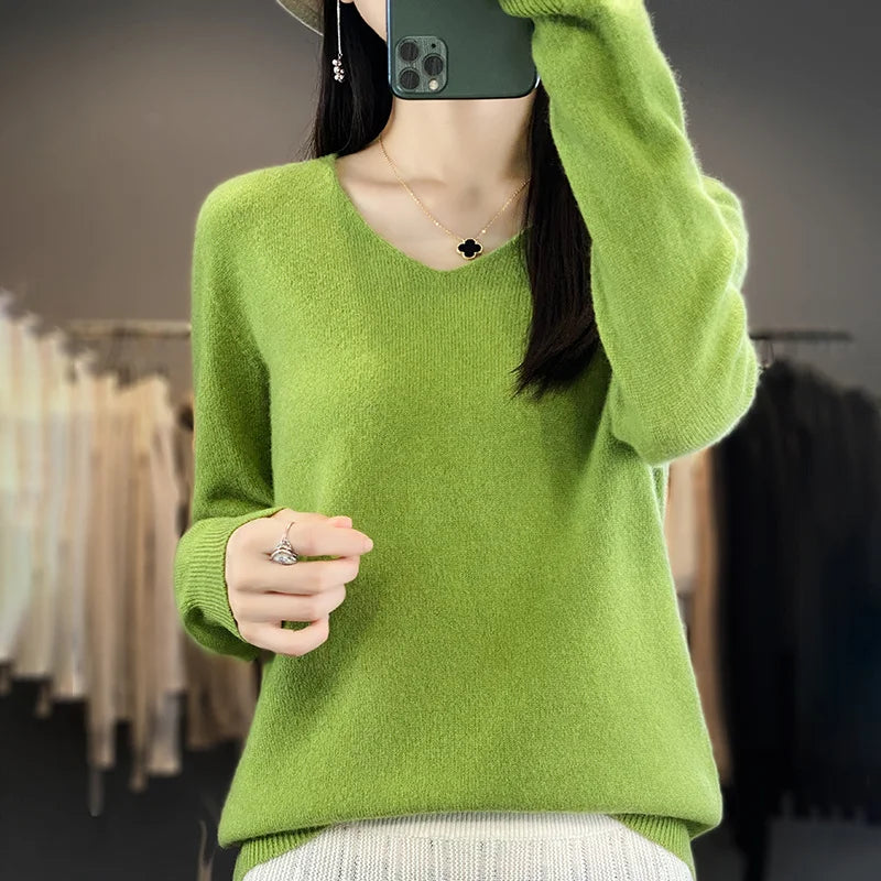 Maglione da donna con scollo a V in lana merino Kirrea Kirrea