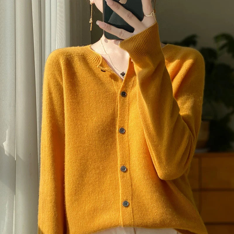 Nalani - Comodo maglione/cardigan in lana merino 100% con dettagli con bottoni