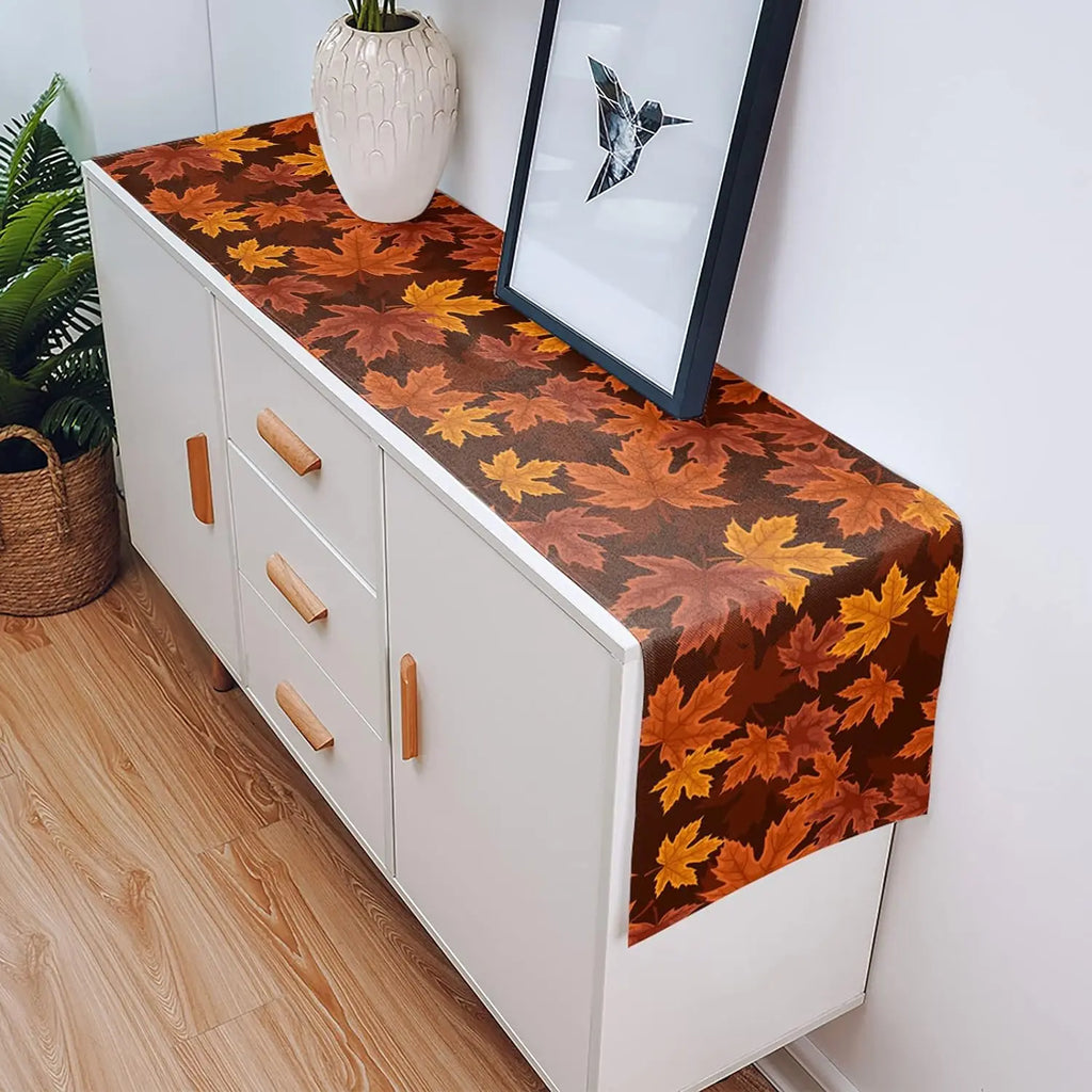 Runner da tavola Autumna LeafRunner in lino | Decorazione autunnale con foglia d'acero | Lavabile e durevole | 150| 200×33 centimetri