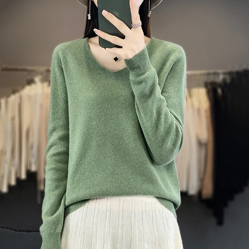 Maglione da donna con scollo a V in lana merino Kirrea Kirrea