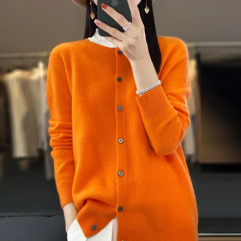 Nalani - Comodo maglione/cardigan in lana merino 100% con dettagli con bottoni
