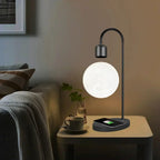 Lampada lunare a LED con levitazione magnetica e ricarica wireless