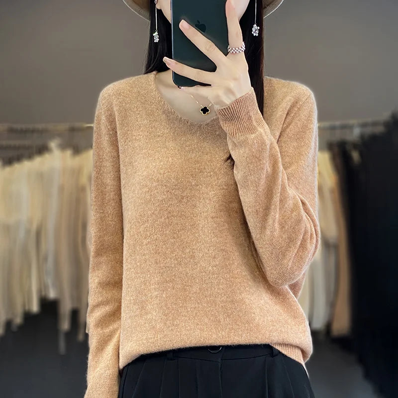 Maglione da donna con scollo a V in lana merino Kirrea Kirrea