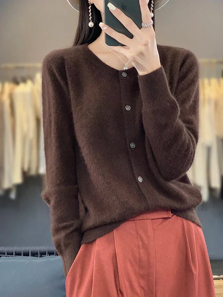 Celine: Maglione/Cardigan Super Caldo | Maglia in Puro Cashmere 100%.