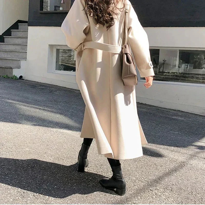 Cappotto lungo da donna con cintura | Elegante e caldo per l'inverno