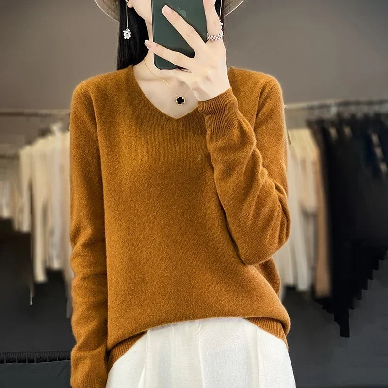 Maglione da donna con scollo a V in lana merino Kirrea Kirrea