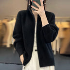 Cardigan/maglione da donna con cerniera in pura lana 100%.