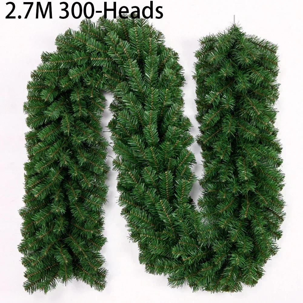 Ghirlanda di Natale EverPine | Ghirlanda di abete artificiale da 2,7 m | Rami densi di abete in PVC | Decorazione natalizia per scale, caminetti e finestre
