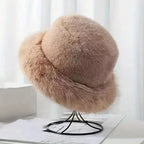 Elegante cappello invernale con fodera in pelliccia