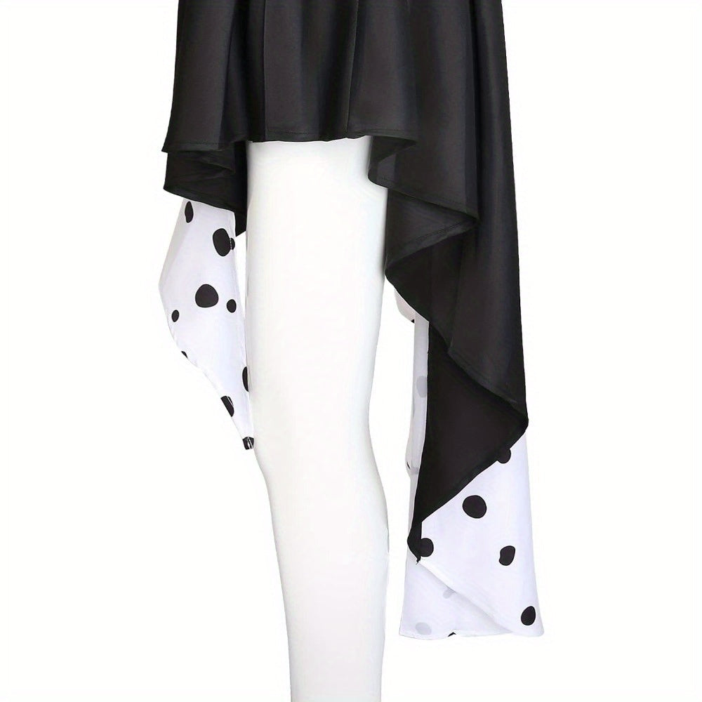 Abito di Halloween Asimmetrico | Design Bicolore Bianco e Nero con Cappuccio