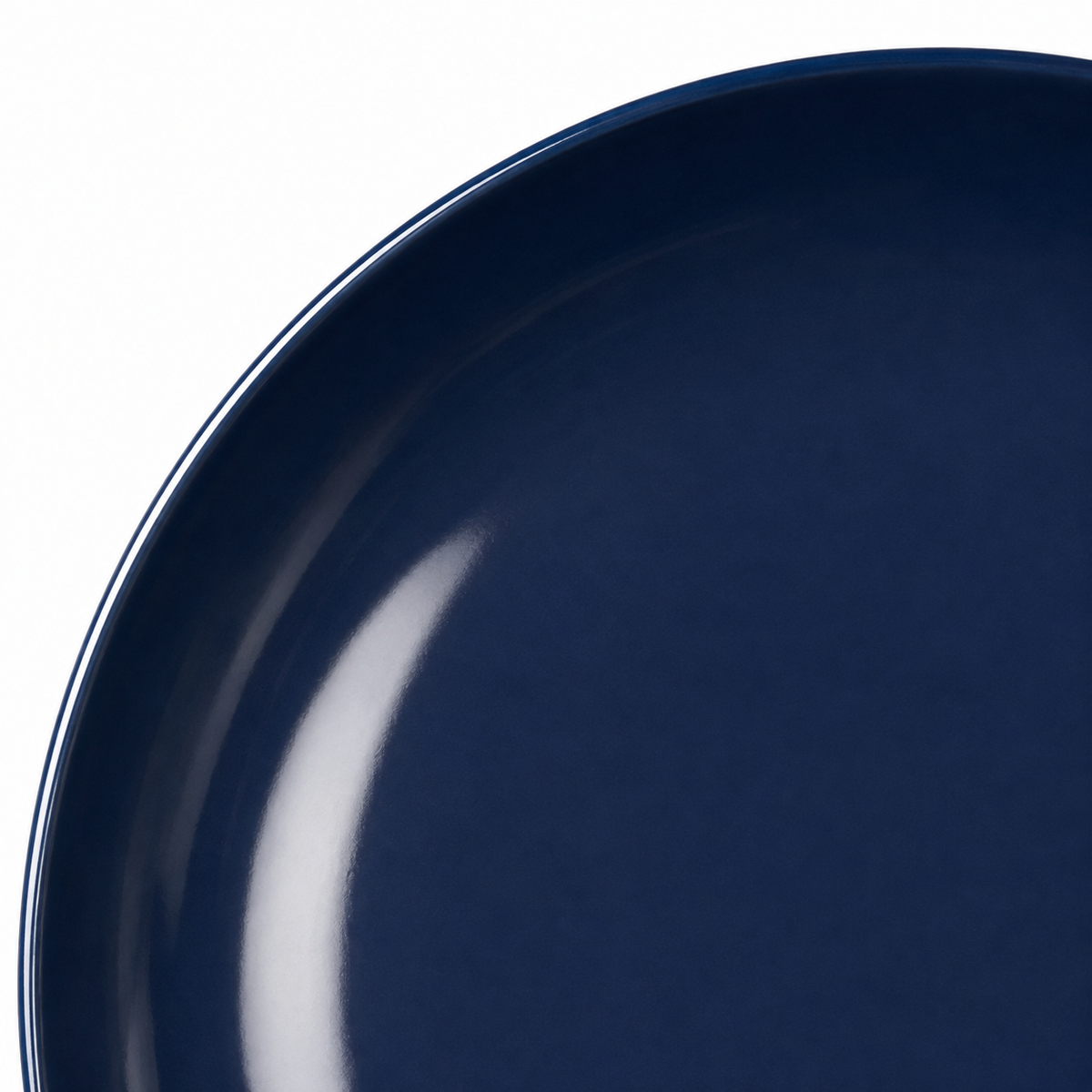 Design moderno del piatto in ceramica