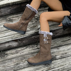 Stivali Fuzzy da donna: caldi ed eleganti per le giornate fredde