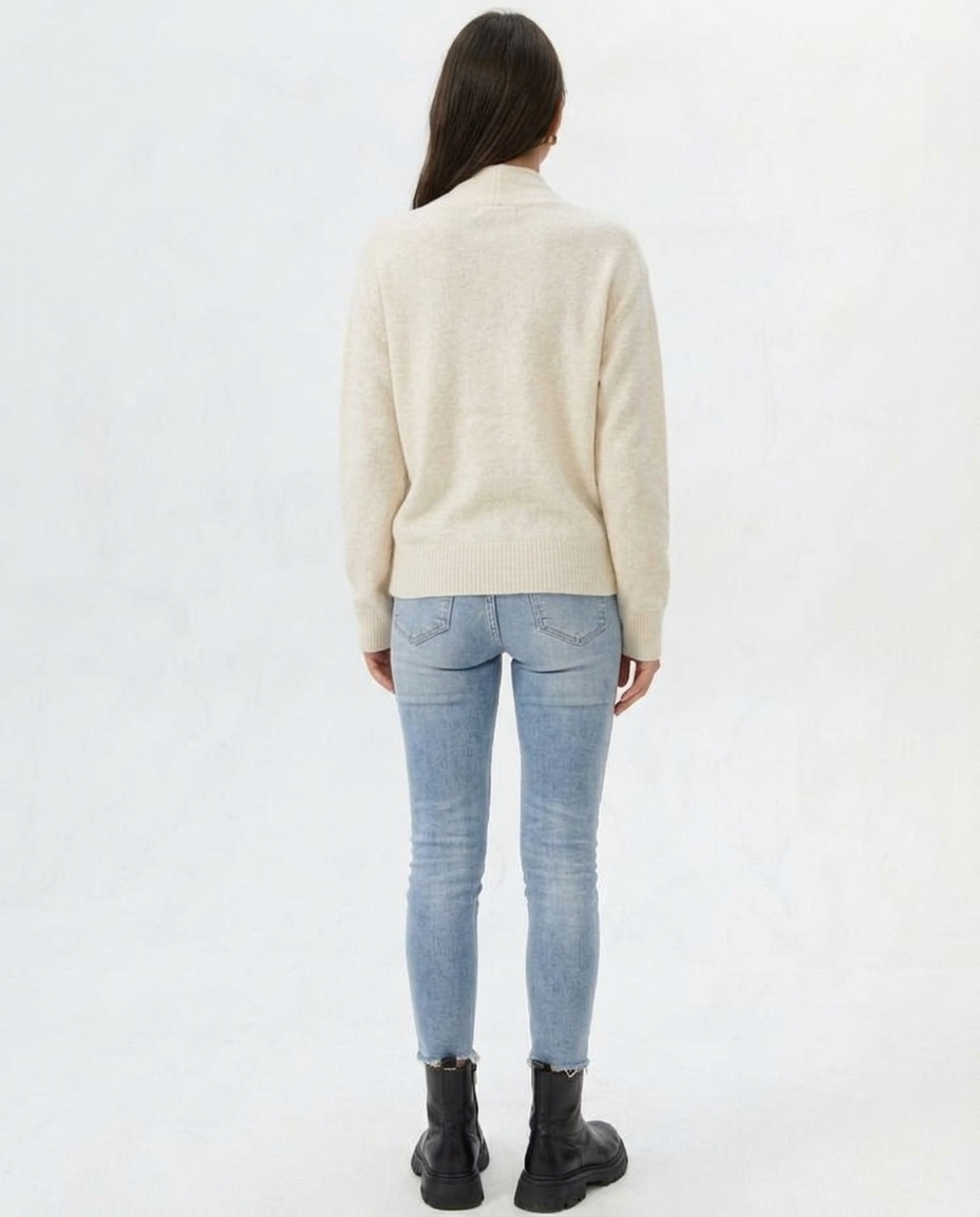 Maglione di lana lavorato a maglia Noa