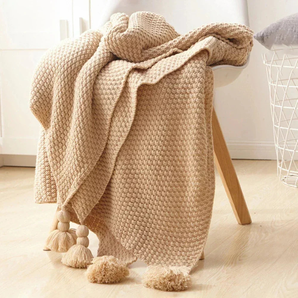 Coperta in lana ArcticHaven | Design scandinavo con nappe e palline | Caldo ed elegante