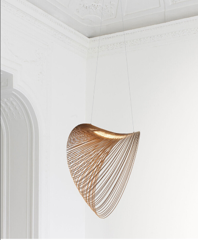Birchwood Pendant Light di LumaBirch per soggiorni accoglienti