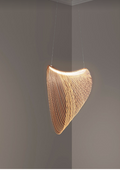 Birchwood Pendant Light di LumaBirch per soggiorni accoglienti