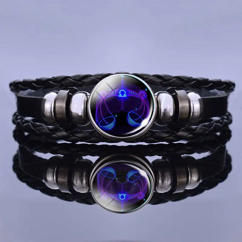 Bracciale in pelle con ciondolo astrologico