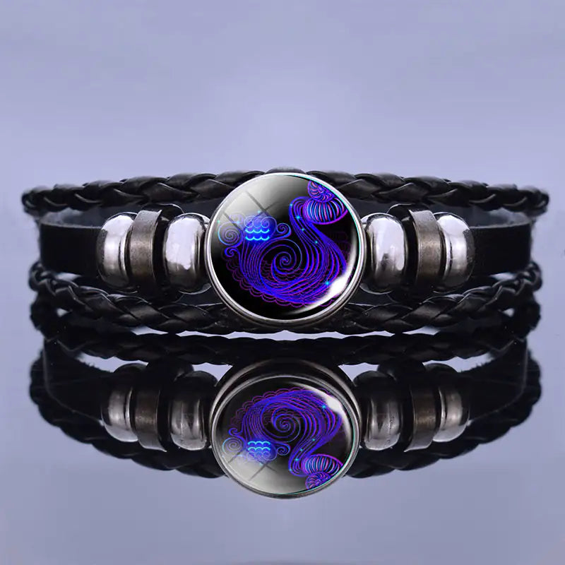 Bracciale in pelle con ciondolo astrologico