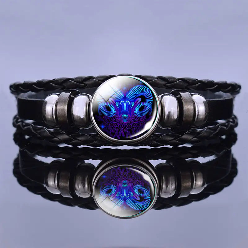Bracciale in pelle con ciondolo astrologico